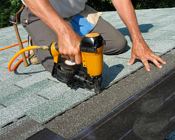 Best Local Roofing Companies  in Reedsville, WI